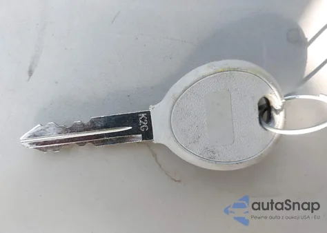 2005 Chrysler Pacifica z USA, uszkodzony, nr VIN 2C8GM48LX5R555400